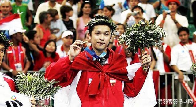 -丹麦羽毛球队横扫中国羽毛球队，陶菲克绝境逆转的简单介绍