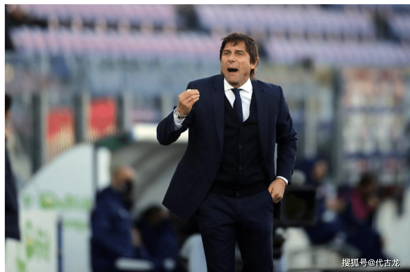 曼城坚守不败，稳固领先位置向冠军全力冲刺的简单介绍